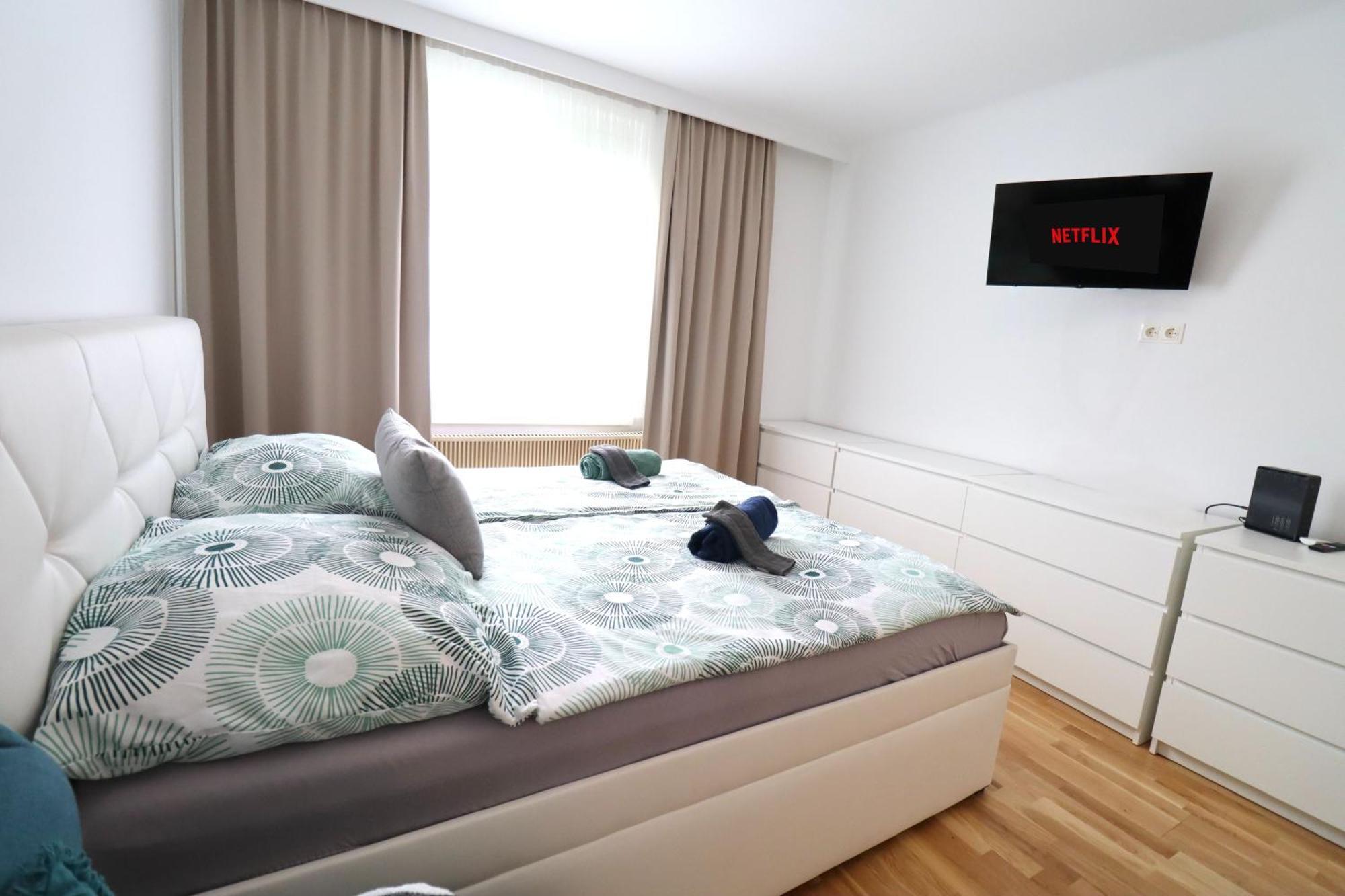 Exclusive Serviced Flat On Taborstrasse Wina Bagian luar foto